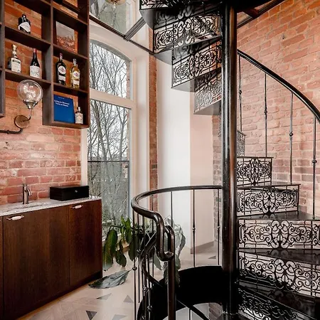 公寓 Luxurious In A Historic Fire Tower With Old Town View *