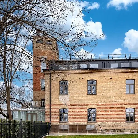 Luxurious In A Historic Fire Tower With Old Town View Апартаменты