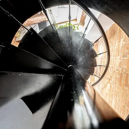 公寓 Luxurious In A Historic Fire Tower With Old Town View 维尔纽斯